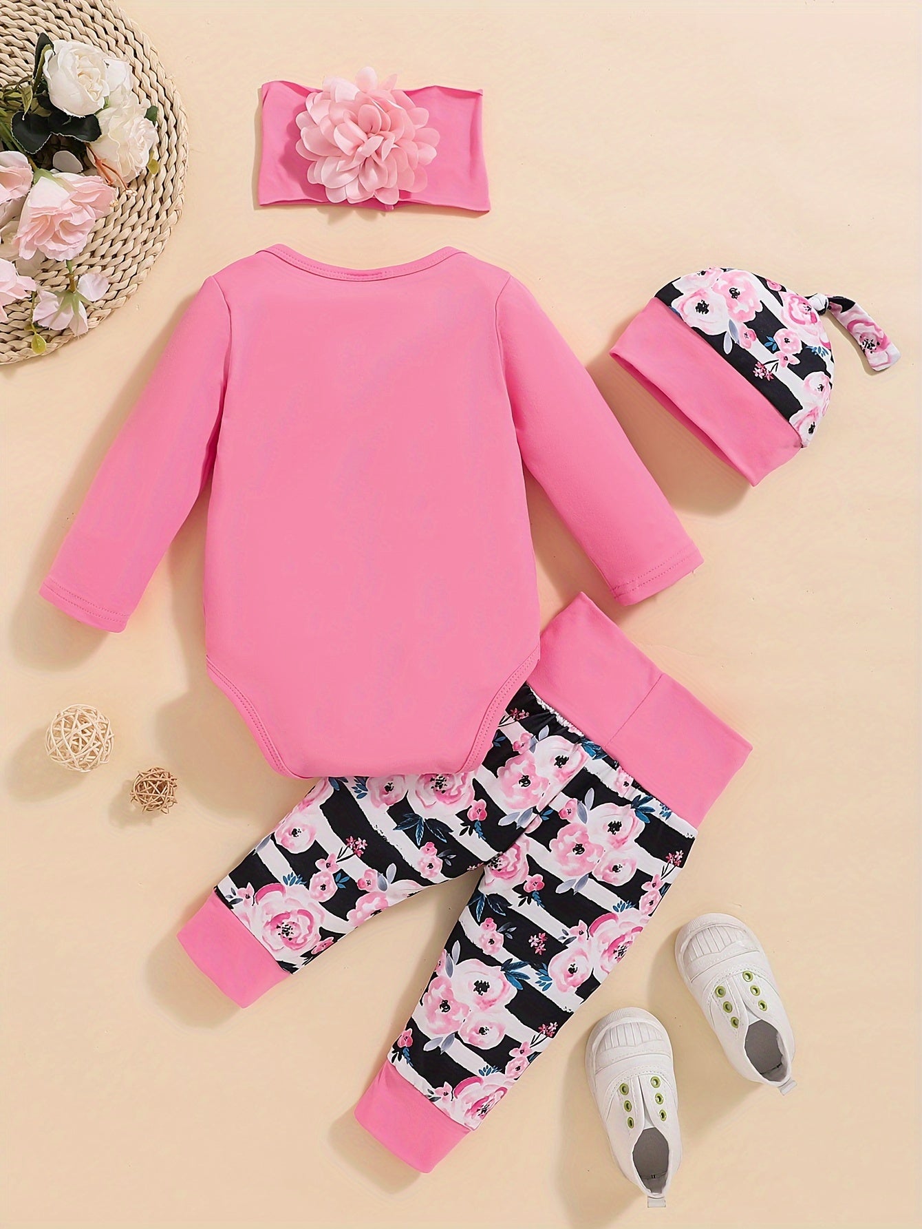 Girls Cute Letter Of Love Print Long Sleeve Bodysuit